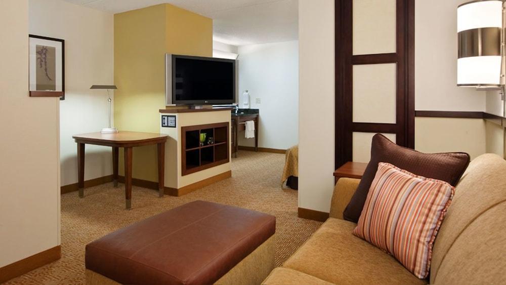 Hyatt Place Milwaukee Airport Экстерьер фото