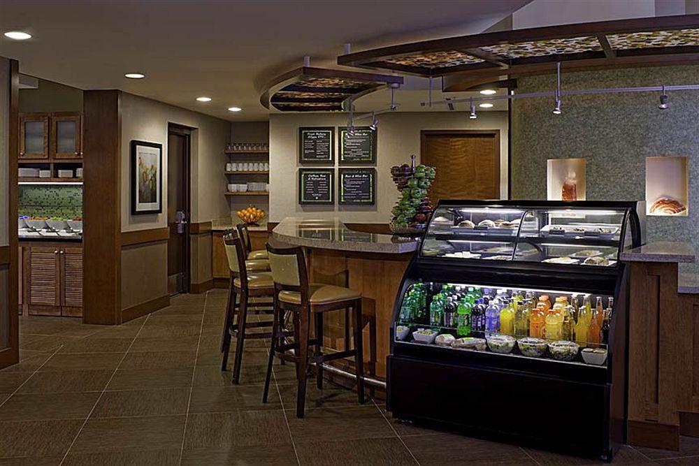 Hyatt Place Milwaukee Airport Ресторан фото