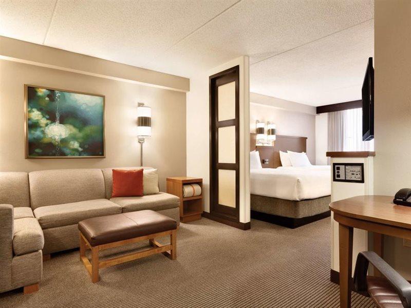 Hyatt Place Milwaukee Airport Экстерьер фото