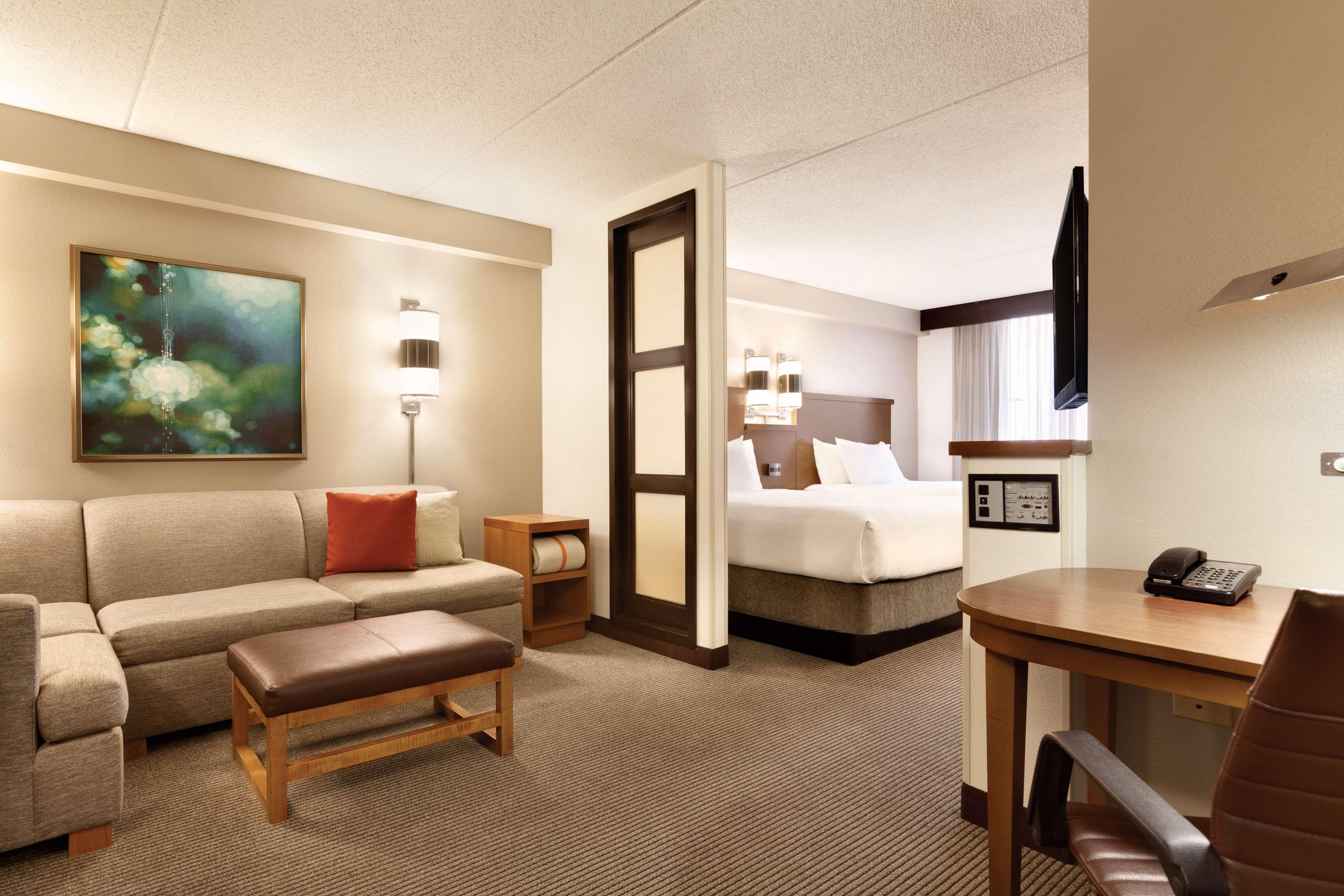 Hyatt Place Milwaukee Airport Экстерьер фото