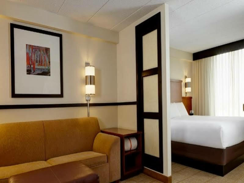 Hyatt Place Milwaukee Airport Экстерьер фото